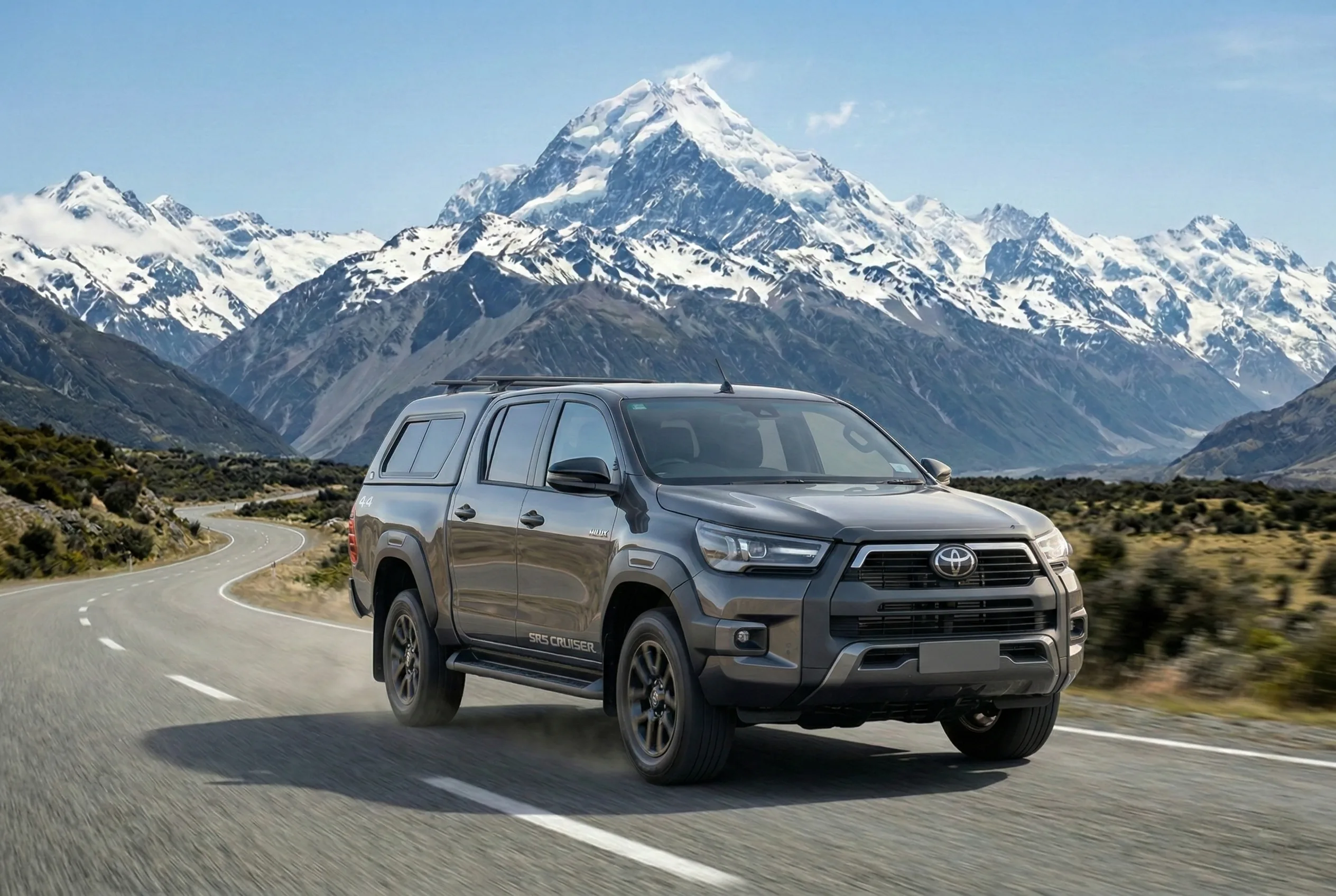 Toyota Hilux SR5 Cruiser 4WD with Canopy